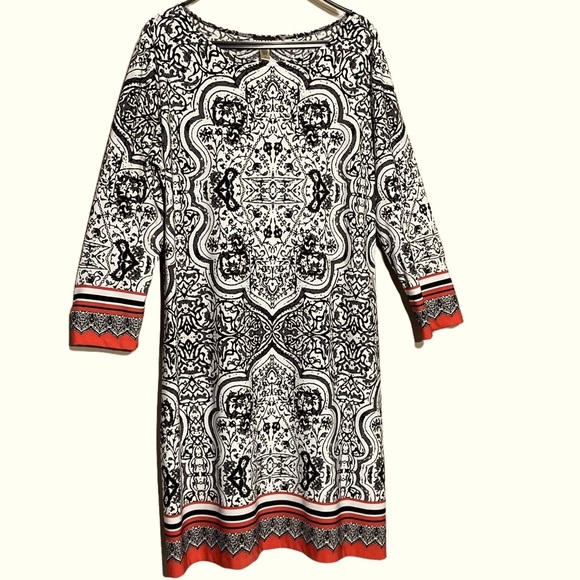 Haani Dresses & Skirts - HAANI black and white patterned dress with coral accented sleeves and hem XL